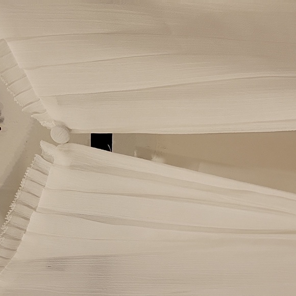 Like new blouse - Picture 5 of 6